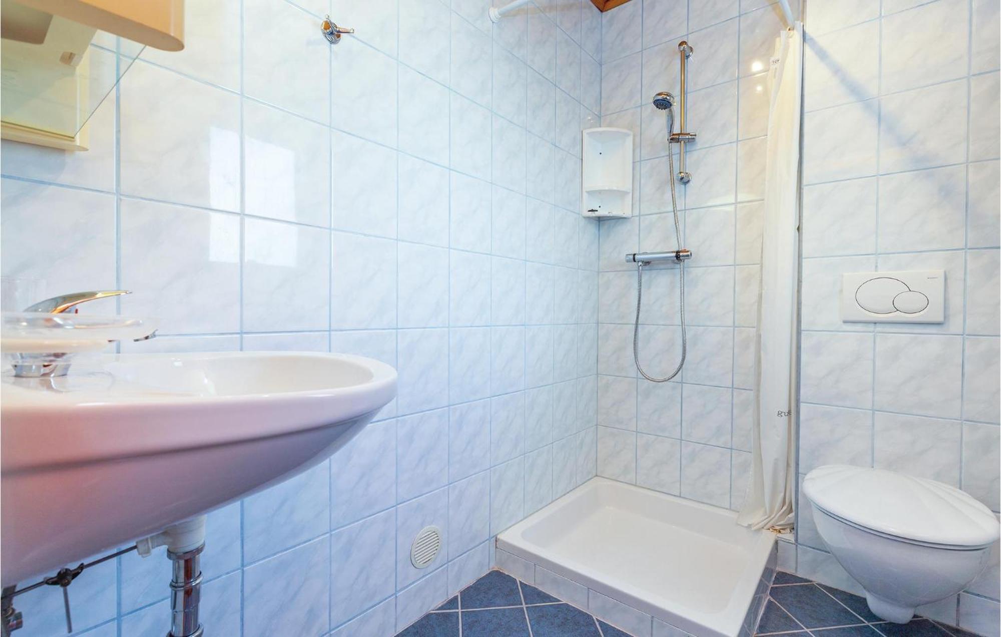 Stunning Apartment In Crikvenica With Wifi Exterior foto